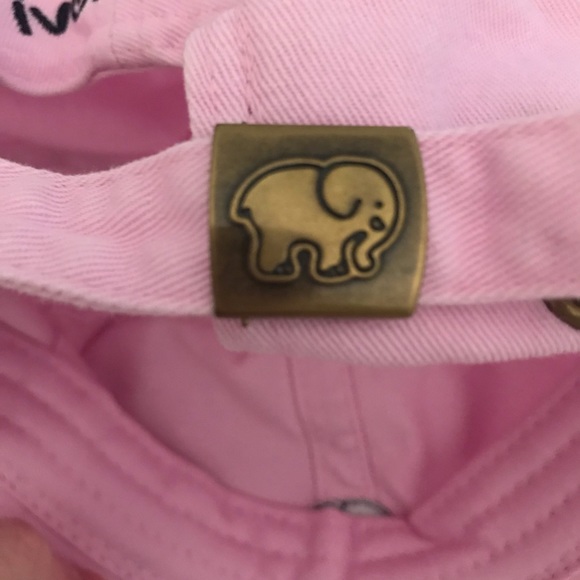 Pink hat - Picture 4 of 4